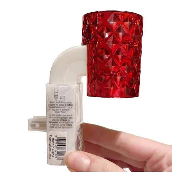 Bath & Body Works Wallflowers Sleigh Bells Bow Red Gold Silver Christmas Holiday - Picture 8 of 15